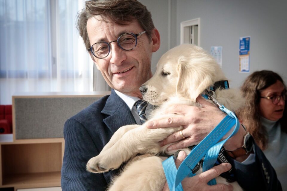 tango-chien-guide-aveugle-franck-pia-mairie-beauvais-oise